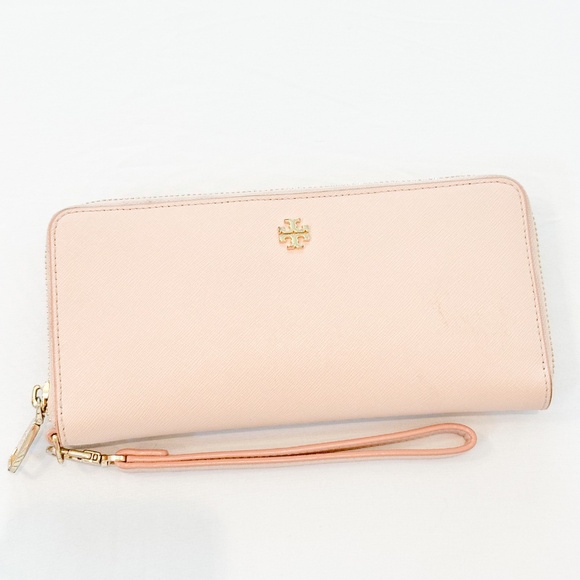 Tory Burch Saffiano Leather Tote & Matching Wallet - Picture 11 of 16